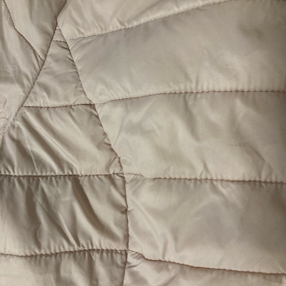 Baby Pink Quilted Jacket - Picture 4 of 5